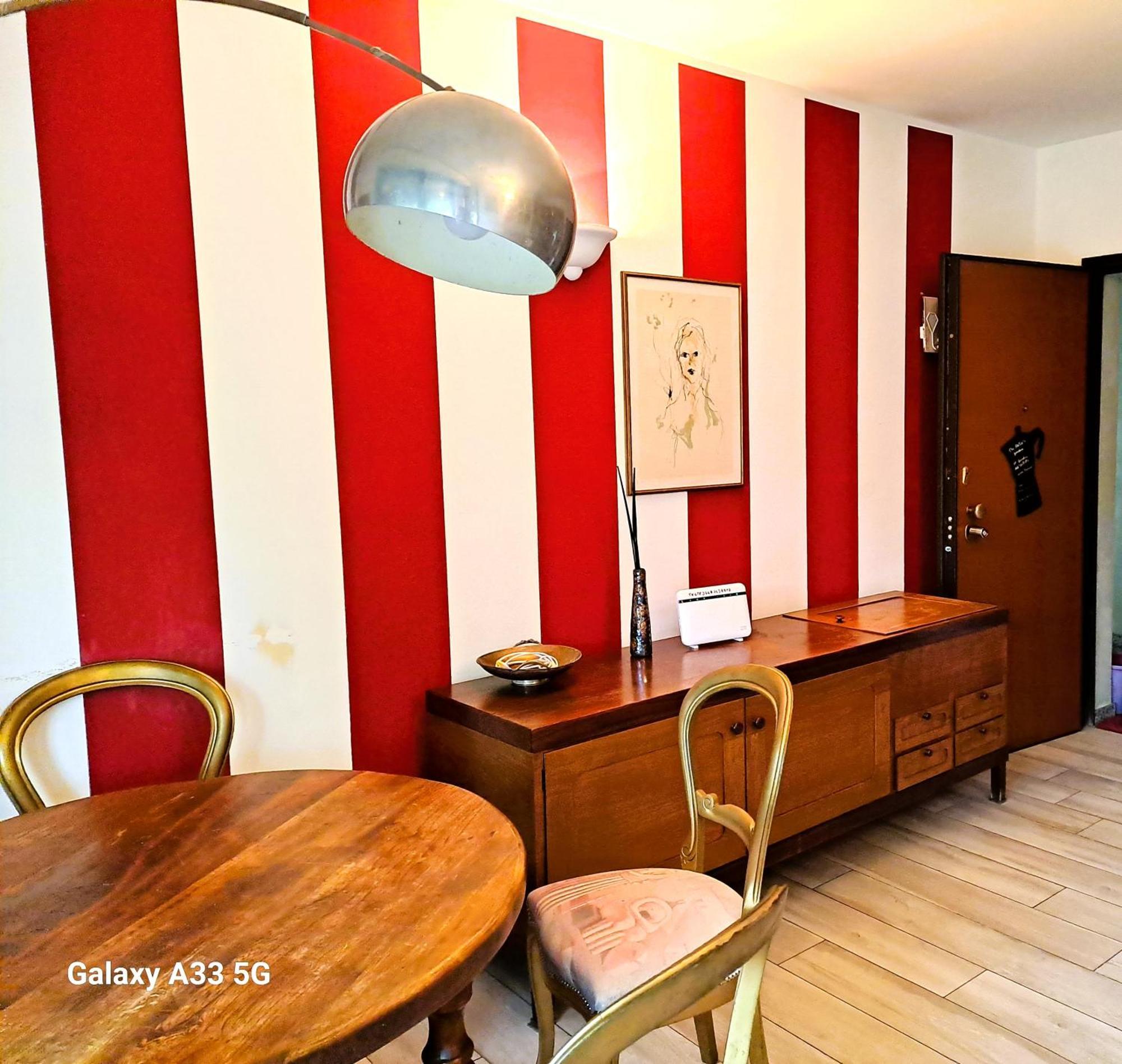 Appartamento Il Giardino dell'Artista Soggiorni a Milano Esterno foto