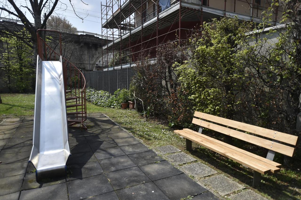 Appartamento Il Giardino dell'Artista Soggiorni a Milano Esterno foto